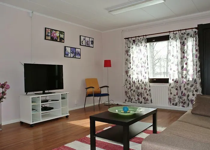 Πανσιόν Lakehouse Saimaa 2*